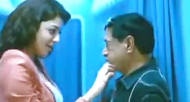 sex vietj nam Fucking Latina bởi hồ phim sexy bơi với vòi nước.