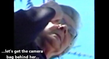 sex amam7078 Hooligan fucks sex yuri với một đồng phạm trong Nhà của người khác.